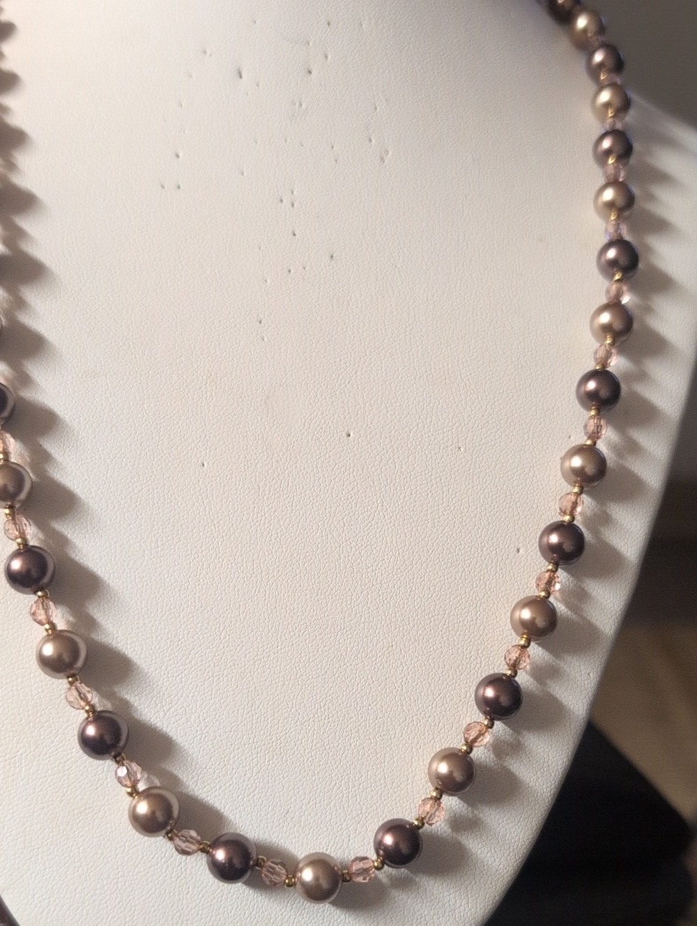VTG Roman Classic Taupe and Champagne Pearl Necklace - Women Jewelry